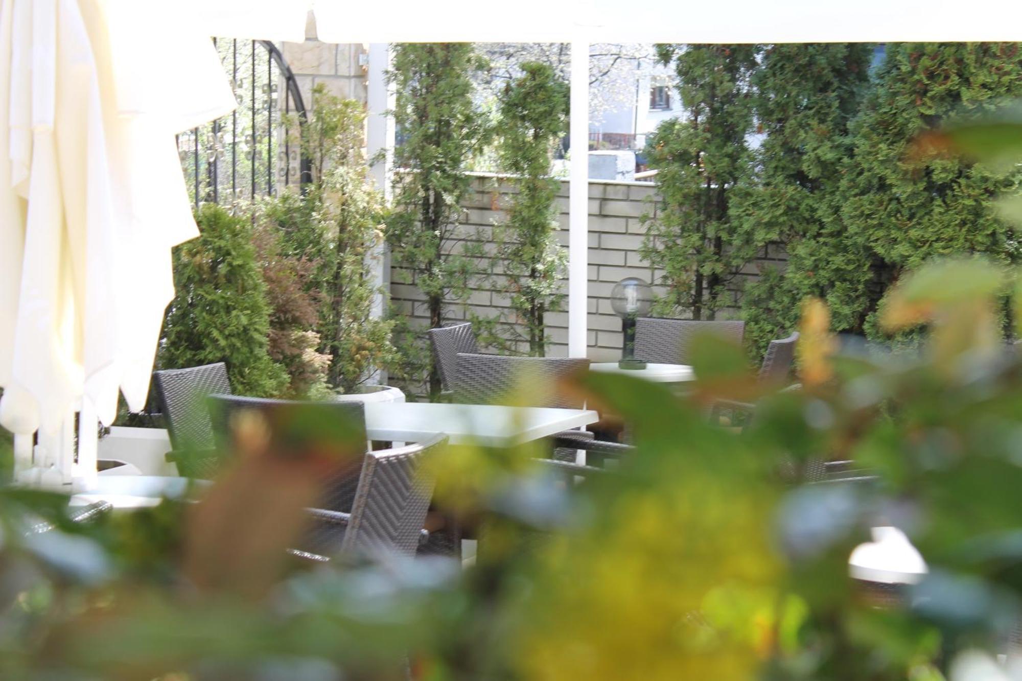 Hotel Vila Tina Zagreb Bagian luar foto