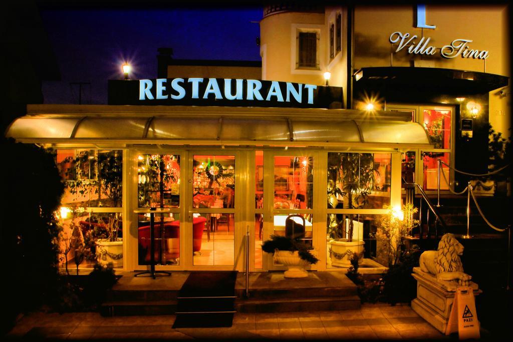Hotel Vila Tina Zagreb Bagian luar foto