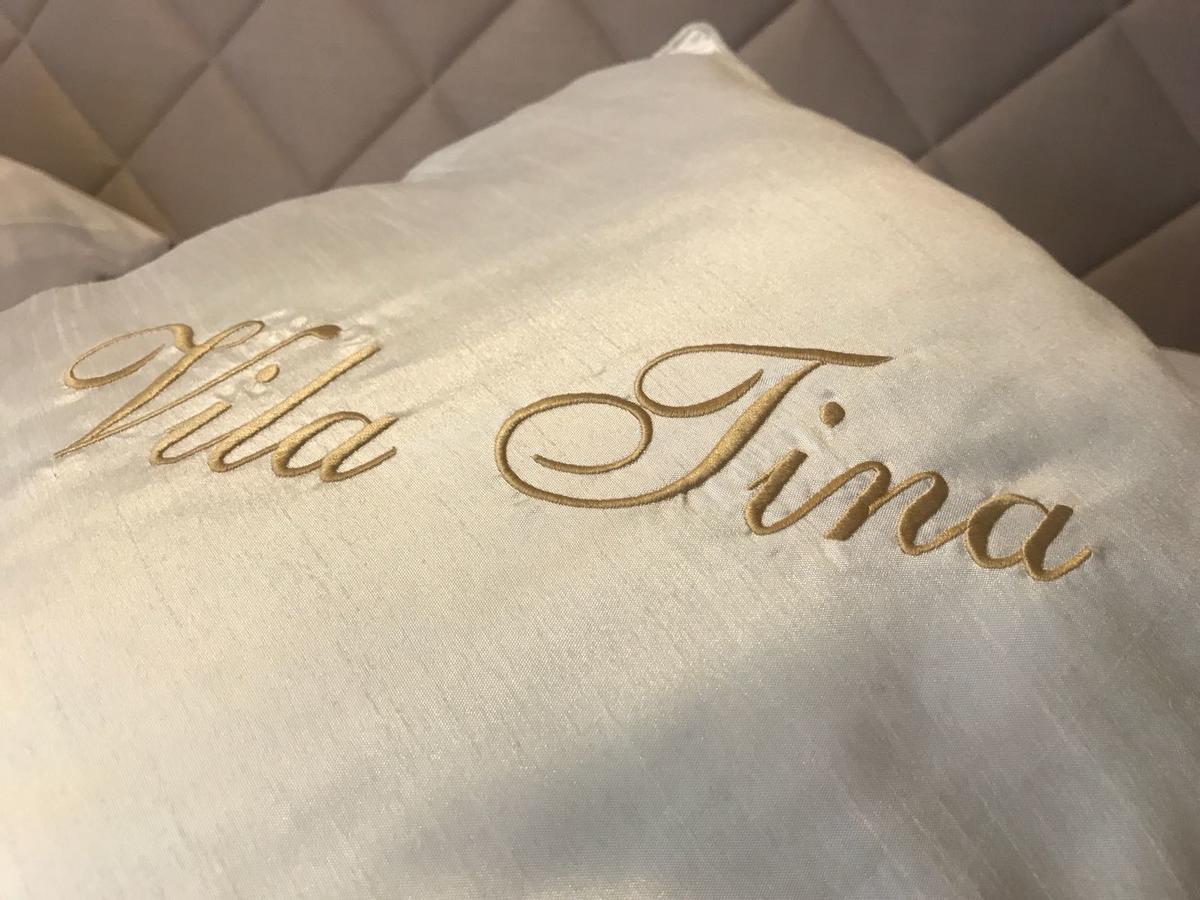 Hotel Vila Tina Zagreb Bagian luar foto
